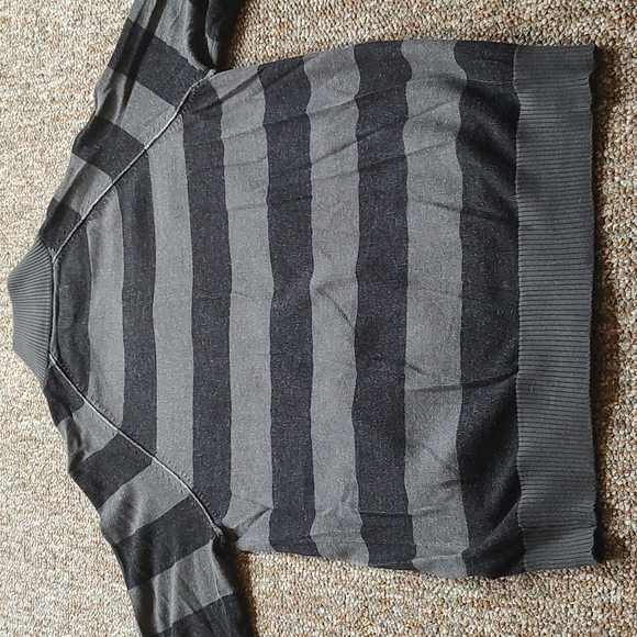 Kenneth Cole Reaction Men's Sm black/ Gray zip up sweater - Picture 6 of 7